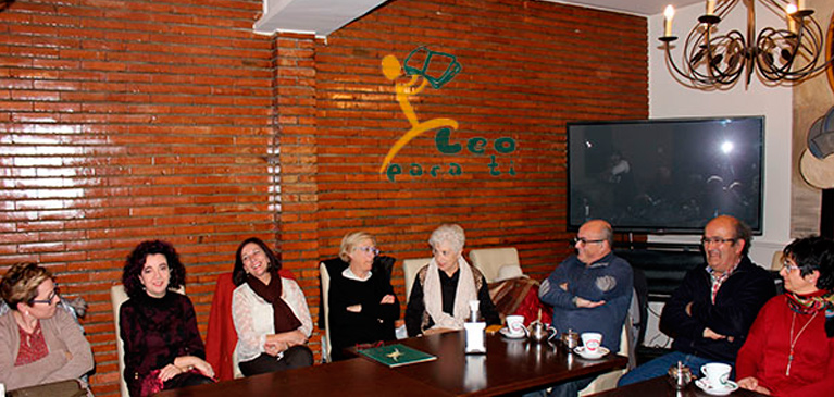 Encuentro de voluntarios e instituciones implicadas en Leo para ti