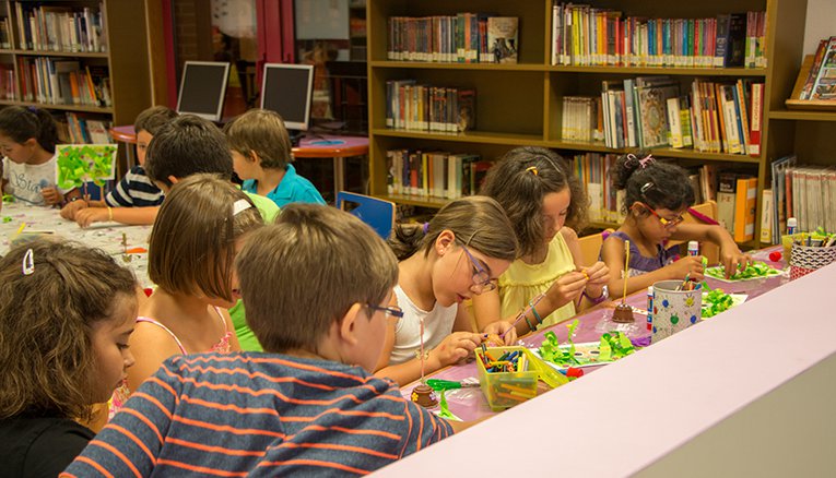 Más de cincuenta niños inscritos en Un verano fantástico. Navegando entre cuentos