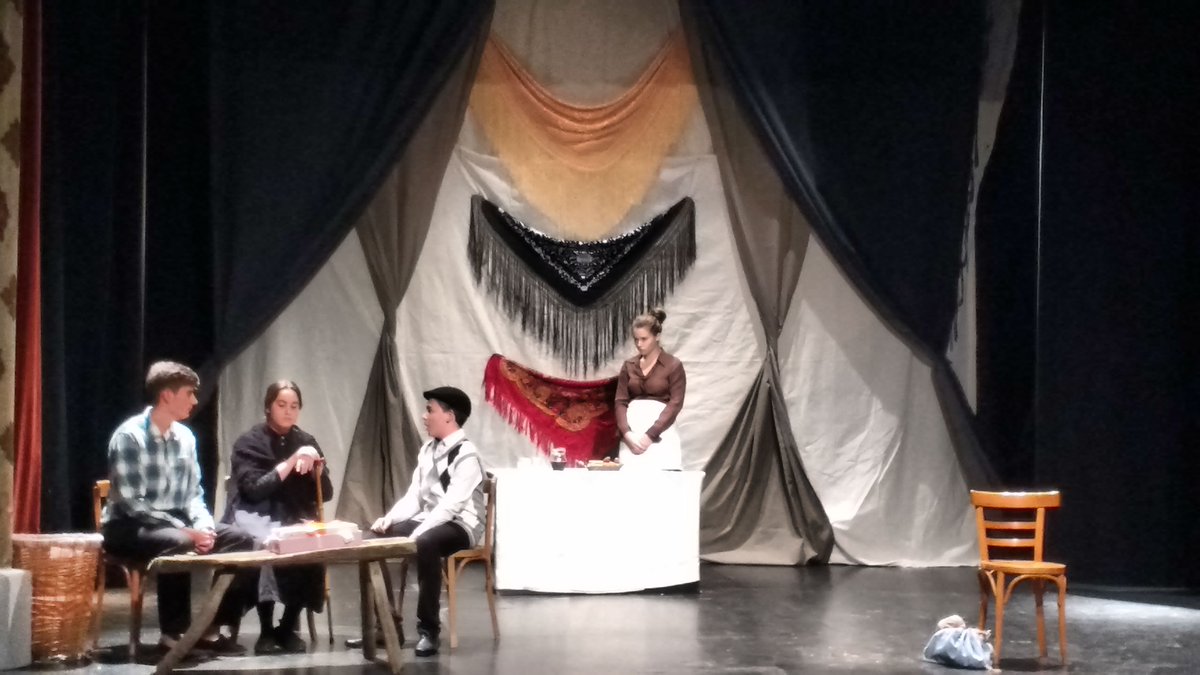 Teatro grupo ilusiones