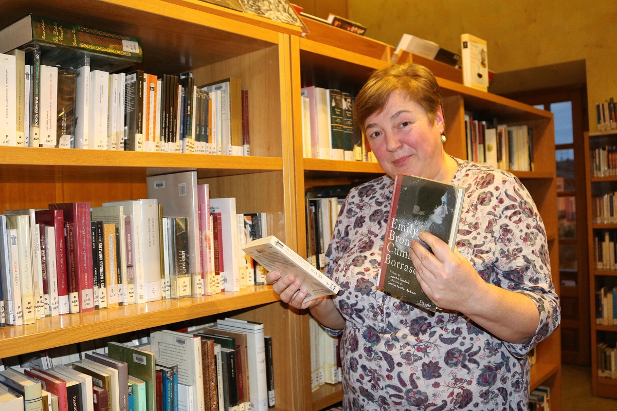La profesora Carmen Blázquez, protagonista de Los Fundamentales en la Biblioteca