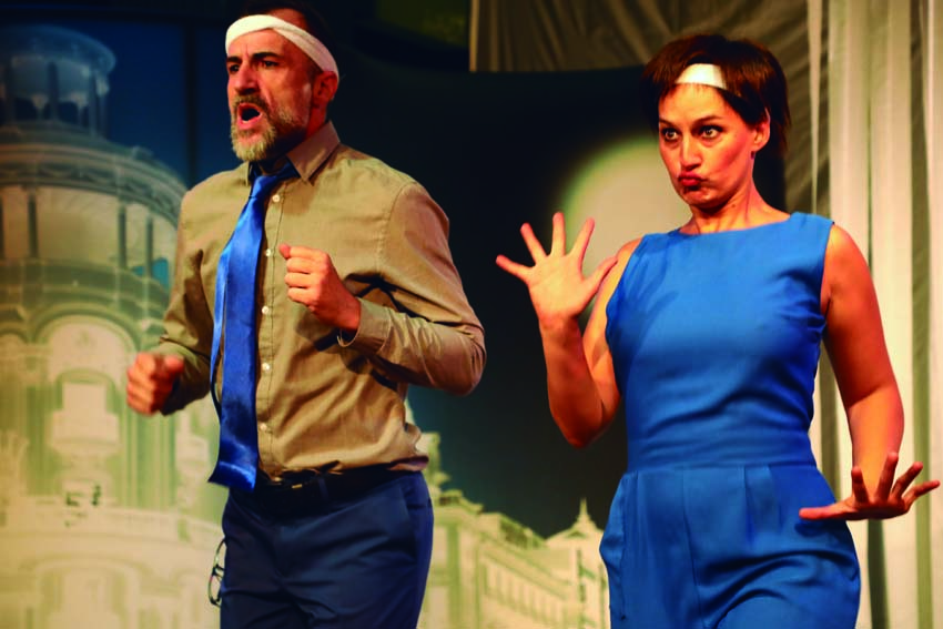 El humor inteligente de Los Absurdos Teatro llega al Teatro Calderón con «A protestar a la Gran Vía»